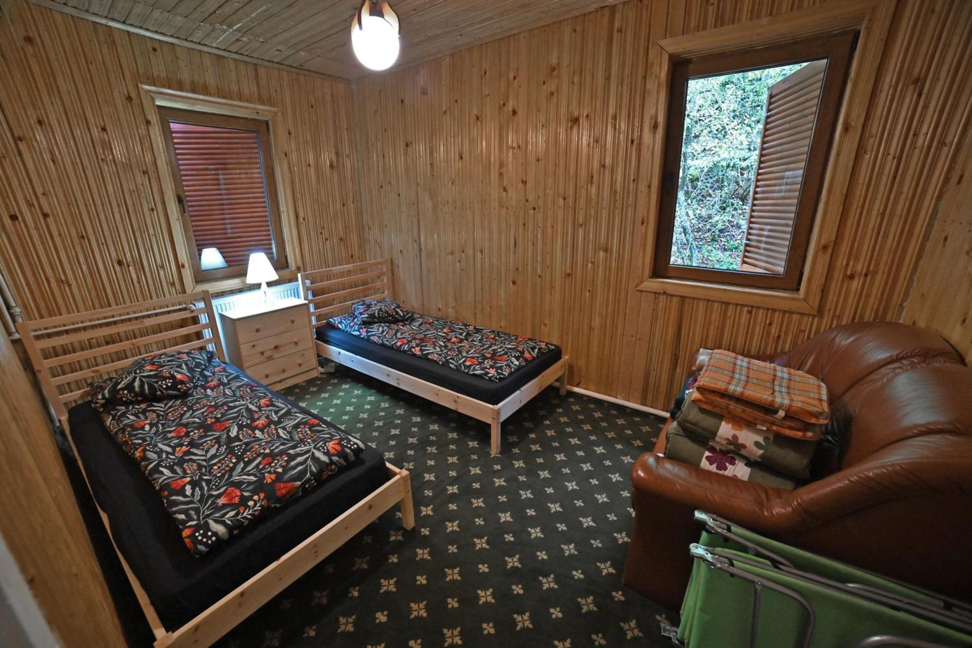 Casa De Vacanta Satic Piatra Craiului La Doi Viermi Kültér fotó